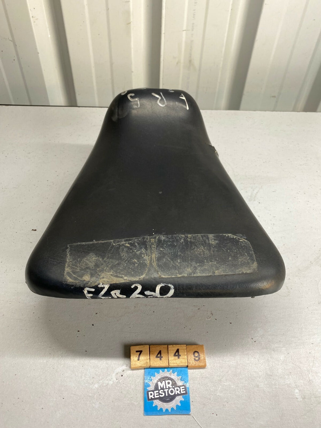 Yamaha FZR250 2KR 3HX Riders Pilot Seat 2KR-24710 - 3HX-24710