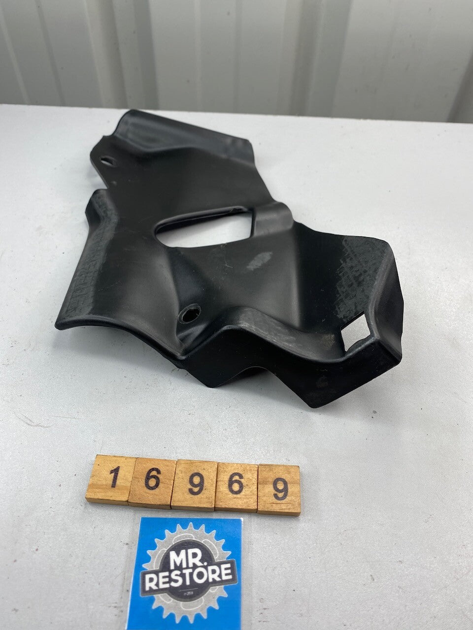 Triumph Tiger & Speed Triple 900 R/H Cowl 2300528-T0301