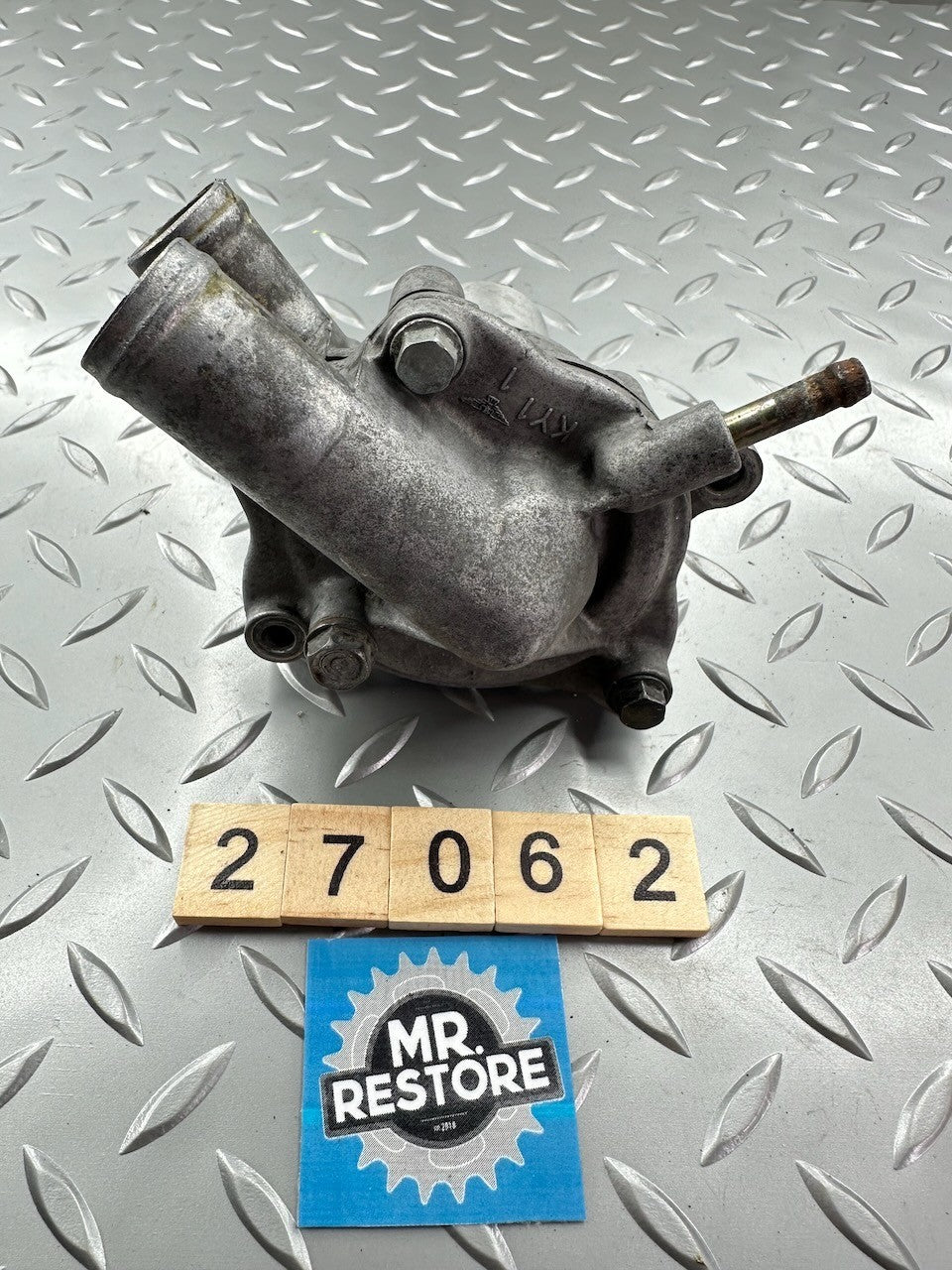 Honda CBR250RR CBR250R MC22 MC19 Water Pump 19200-KY1  19200-KY1-000