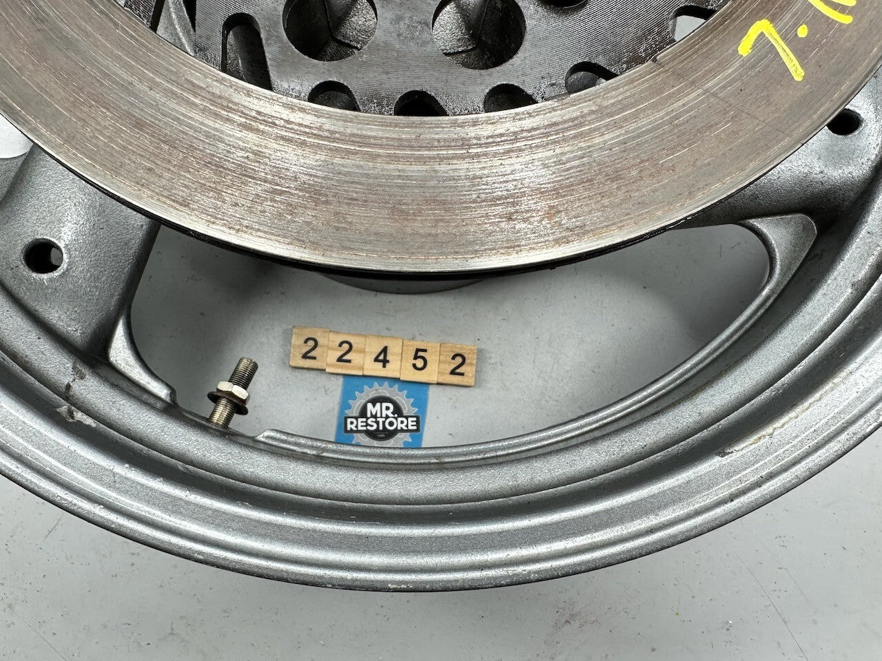 Yamaha FJ1200 Rear Wheel, Sprocket Carrier & Disc 3CV-25338-00-WG (R-58)