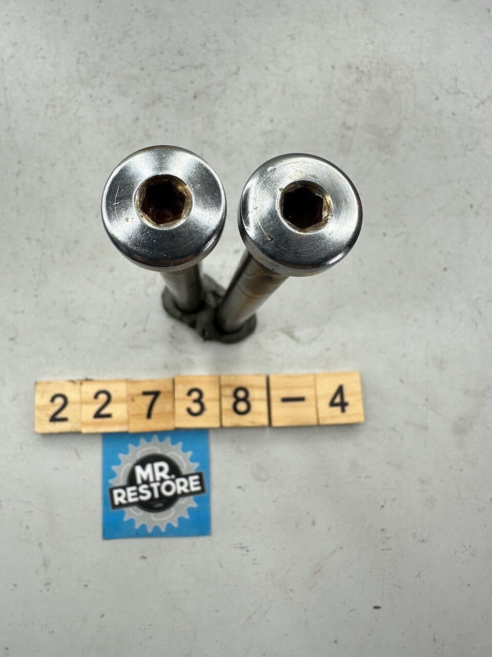 Honda XR250 XR200 XL250 Rocker Arm Shaft (pair) 14451-KK0-010