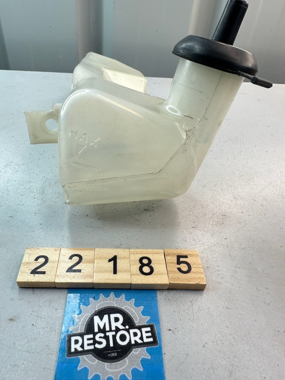 BMW G650GS F650GS Radiator Coolant Tank 2345238