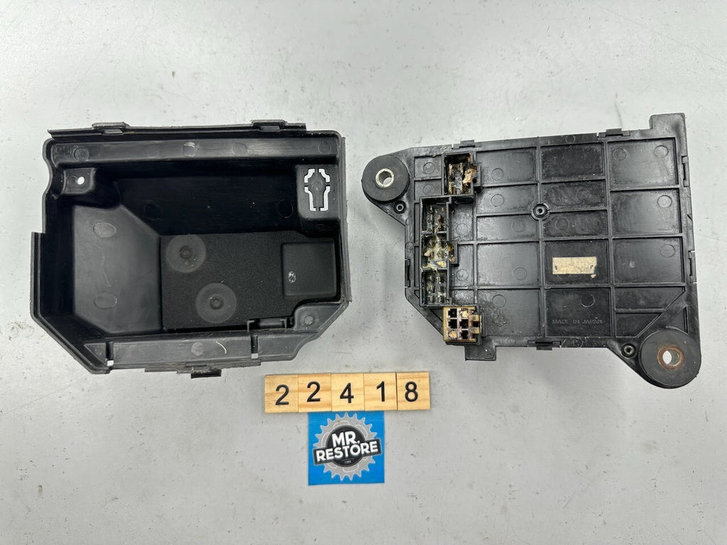 Kawasaki GPZ1000RX GPZ900 GPZ750 GPZ1100 ZN1300 Fuse Box With Lid, Flasher Relay