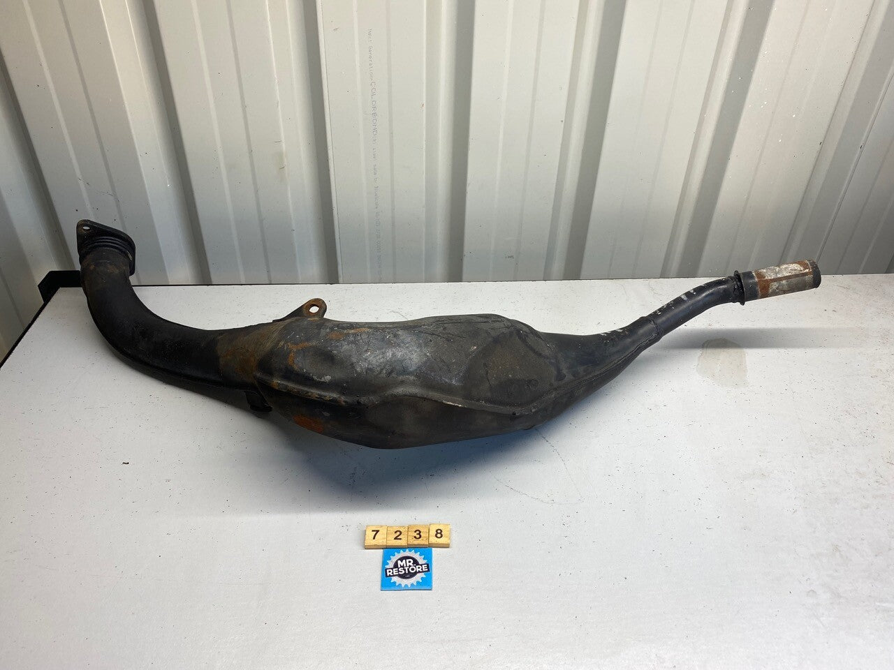Suzuki RGV250 Original Exhaust Pipe OEM 22D0-1R