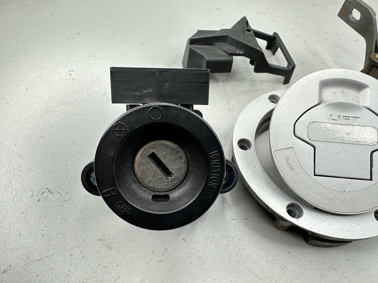 BMW R1200GS ADV '05-07' R1200GS '02-07' Lock Set