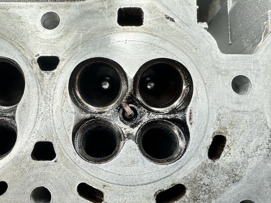 Honda CBR250R MC19 KY1 Cylinder Head