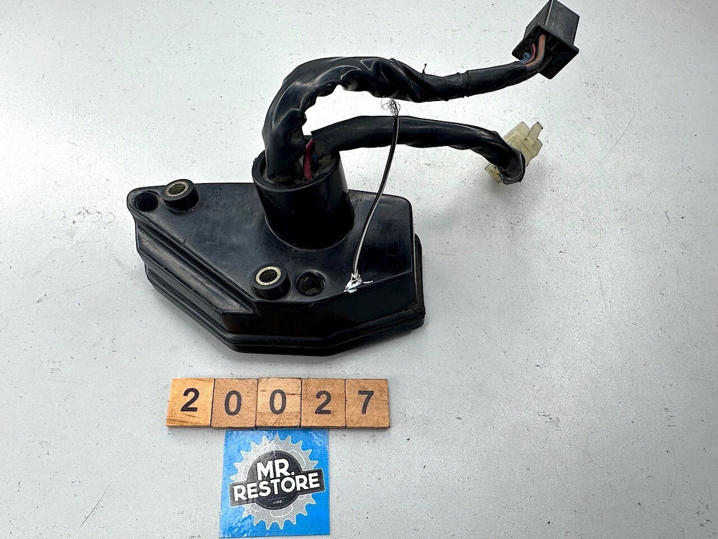 Honda VT1100 1987-93 Fuse Box 38200-MM8-881