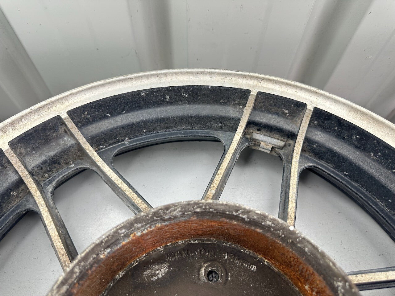 Honda Nighthawk CB650SC VT500 Shadow 1984 16 x 3.00 Rear Wheel Rim (68M)
