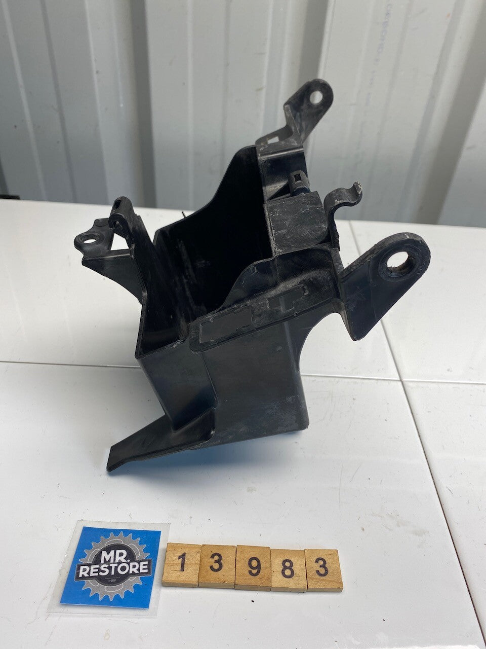 Honda CBR250RR MC22 Battery Holder Box 50325-KAZ