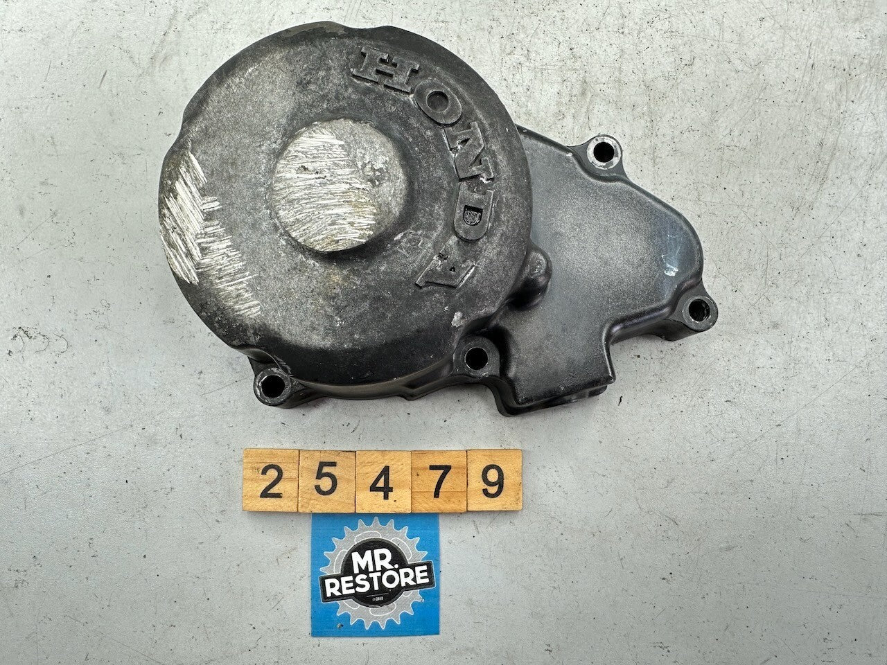 Honda CBR250RR MC22 Generator Stator Rotor Cover 11635-KAZ