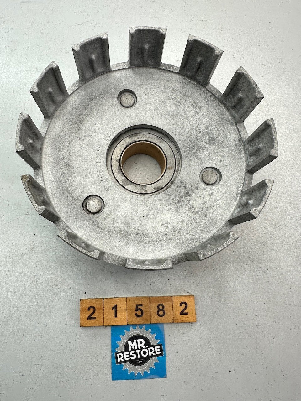Yamaha TX750 Clutch Basket Hub Carrier 341-16301 256-16311