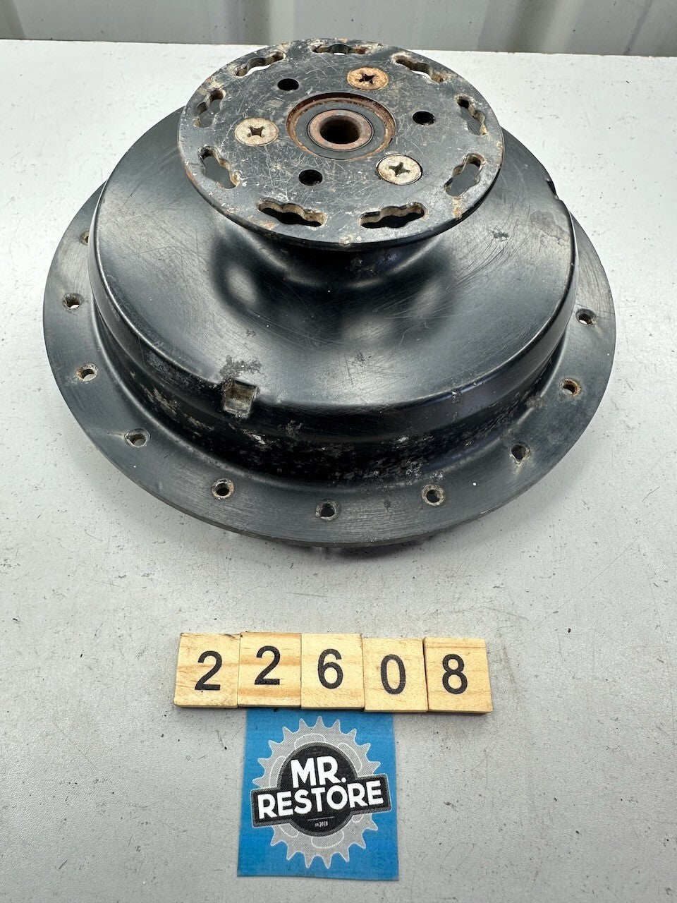 Suzuki TS250 PE250 SP400 SP370 DS250 Front Wheel Hub 54110-30500