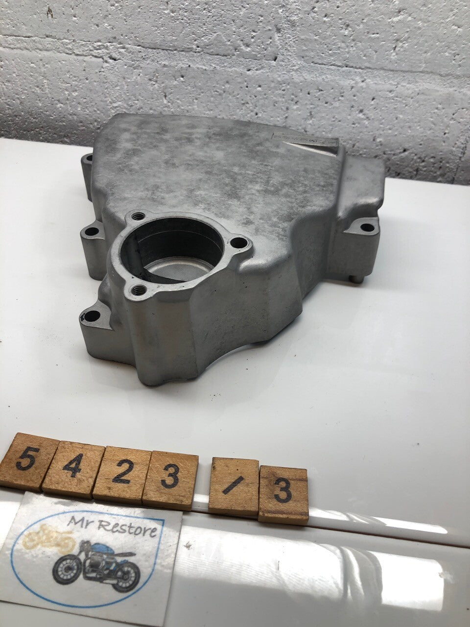 Kawasaki GPZ900R GPZ750R ZX900 Chain Cover  14026-1173 (bead blasted)