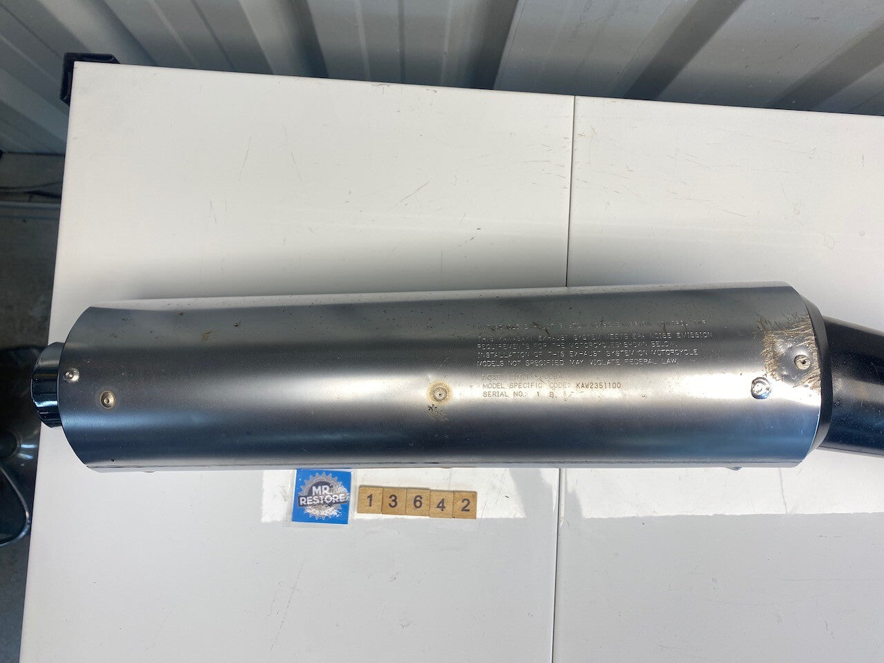 Kawasaki ZX1100 1990-93 R/H Exhaust Pipe Muffler System 18002-1940