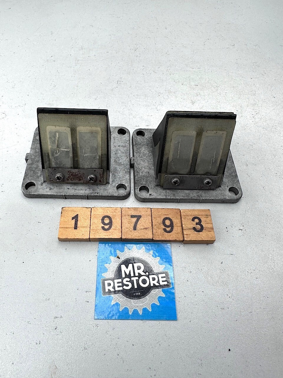 Yamaha RD250LC RD350LC RZ250 RZ350 Pair of Reed Valve Holder Assys.