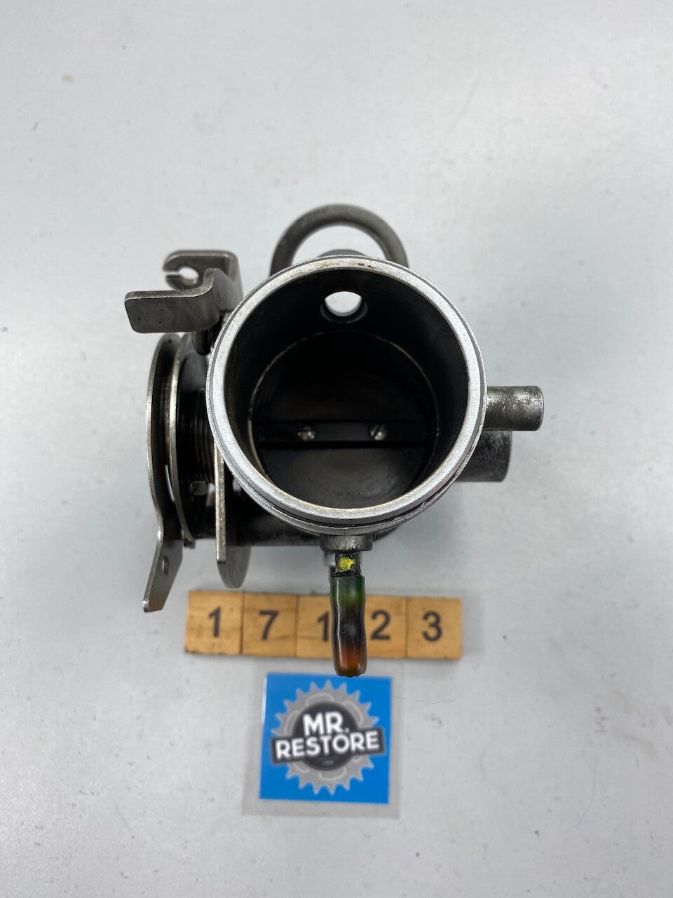 BMW R1100RS R1100RT 259T 259S L/H Throttle Body Butterfly 13542325851